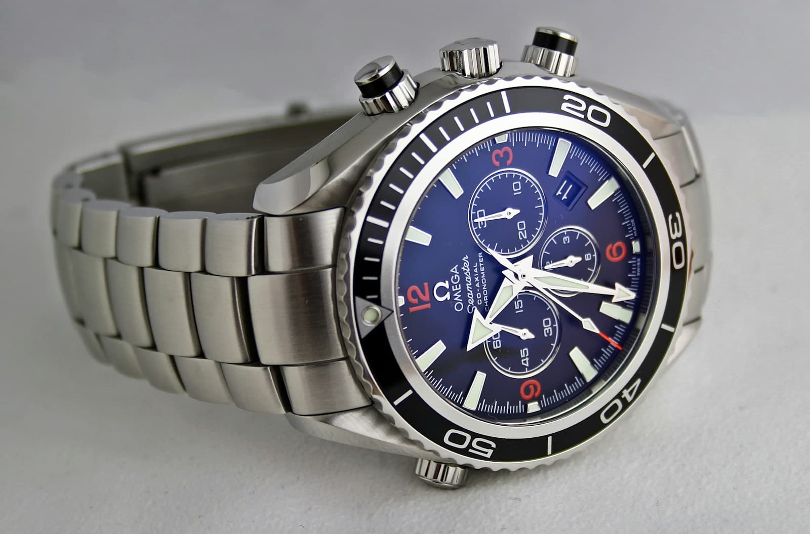 Omega Seamaster chronograph photographed for an online auction catalogue
